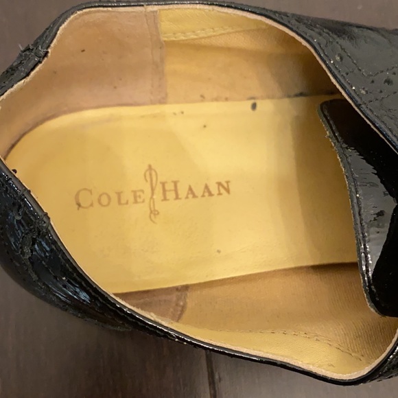 Cole Haan Black Patent Leather Loafers Size 6.5 - Picture 4 of 7